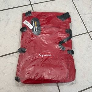 Supreme Tote Backpack (SS19) RED